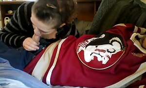 甘い女の子ビクトリアと彼女の均等に甘いお尻は空腹のための性別 えろ 漫画 女子 向け