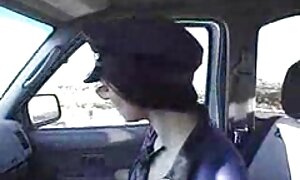 彼女はclitポンプと彼女の妹と彼女の猫を小さなバイブレーターでポンプする えろ 漫画 女子 校