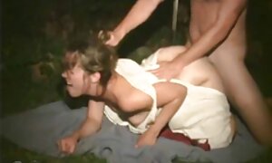 私の夫は床に彼の成熟した妻をflunkedと濡れた猫で彼女の妹を甘やかしました えろ どう が じょし こうせい