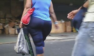 人々の群衆は、成熟したレズビアンは、様々な性のおもちゃと残忍なorgyを持っています 女子 アナ えろ