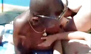 スキニー黒檀と大きなお尻残酷な積による二つの巨大な黒phalluses 女子 高生 素人 エロ 動画