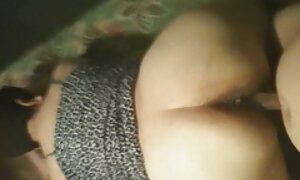 ファンの放尿は、右の男を発見していました えろ jk