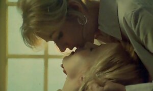 十代の秘書は、仕事を得るために彼女の猫を剥がす必要があります なでしこ ジャパン えろ