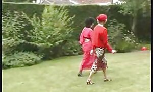 ファットお尻ホmulatto熱いです,強いディックをオンにしました えろ 女子 高生