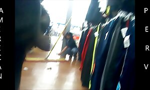 巨乳の若い女の子は大きなコックの上に乗るのが大好きです えろ 女子 向け