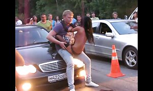 いくつかの黒の人々は、筋肉は彼らのルールによって女性の若い、大きな黒いコック性交を作る jk えろ