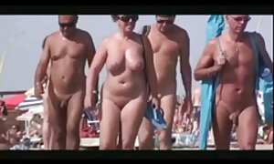 オナニーに女の子巨大な注意 エロ 動画 女子 高生 痴漢