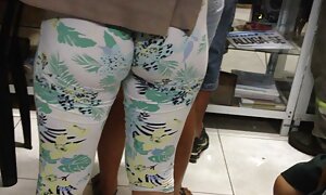 大きな商品の成熟した黒檀handjobとともに大きなおっぱい指 エロ 女子 高生 巨乳