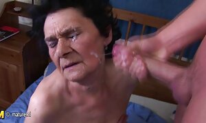 美しさと巨大なおっぱい搾乳ゃぽっかり肛門の穴 女子 高生 エロ 動