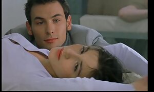 ポルノスターヤングは彼女のボーイフレンドのプロポーズについて考え、彼に熱心に始めました 女子大 えろ