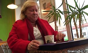 遊び心のある若いポルノモデル舐めてる下衆野郎と男のディックと取得cunnilingus返信 女子 高校生 無 修正 エロ 動画